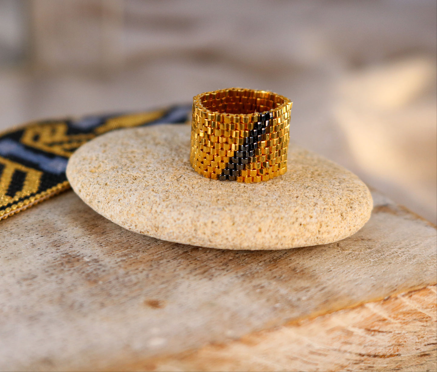 Miyuki Delica Ring – Gold/Yellow with Dark Grey